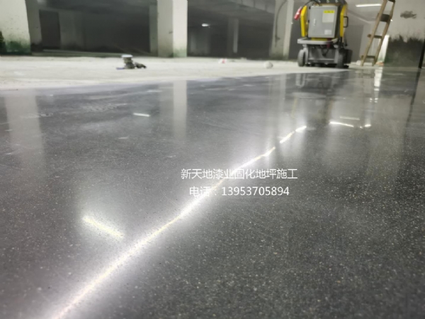 車庫地坪漆施工方案和價格？